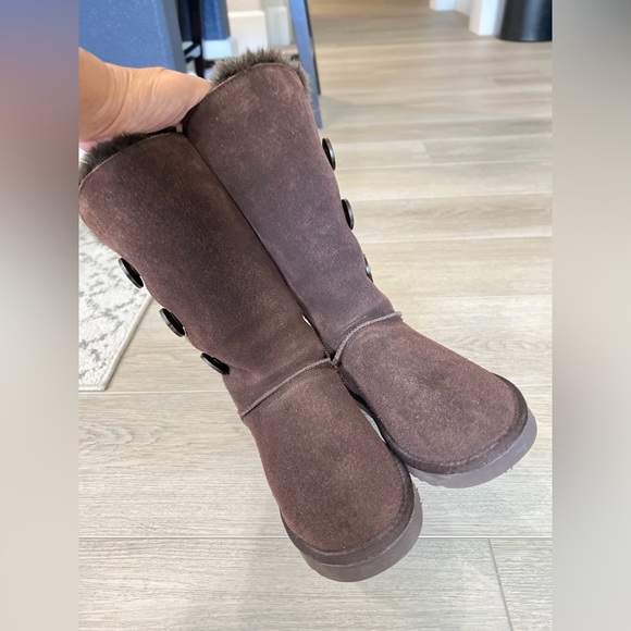 Ugg Bailey Button Tall boots Chocolate brown size 6 wide - Picture 7 of 15